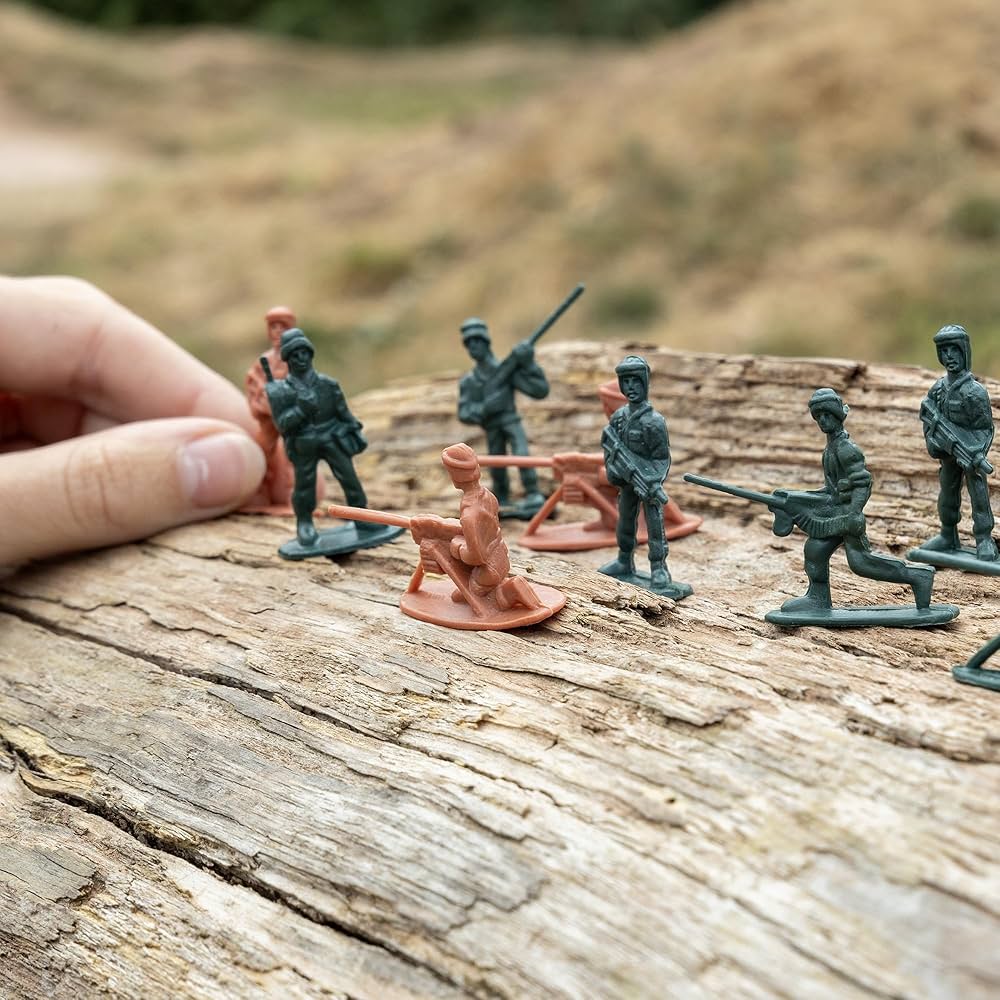 How to Play With Plastic Toy Soldiers